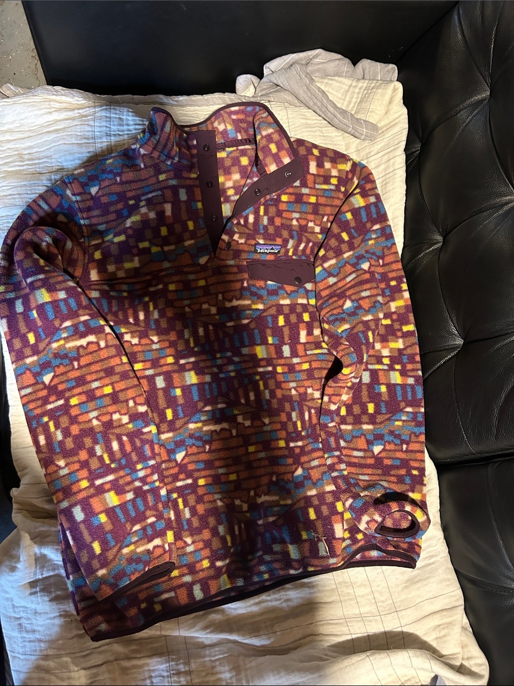 Patagonia Women’s Maroon Multi-Color Pattern Snap Pullover